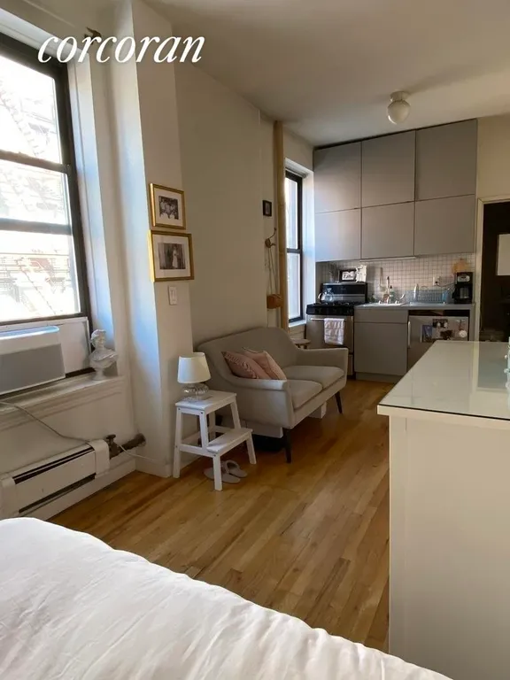 New York City Real Estate | View 214 Mulberry Street, 4CC | room 6 | View 7