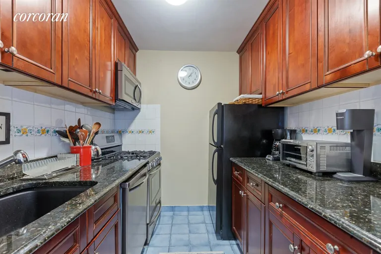 New York City Real Estate | View 444 East 86th Street, 7D | Kitchen | View 3