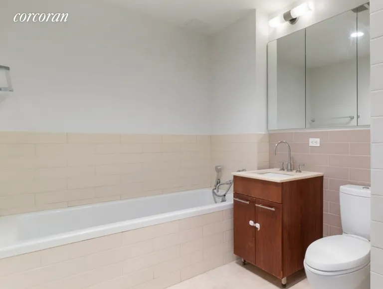 New York City Real Estate | View 181 Clermont Avenue, 302 | 2nd Bathroom, Soaking Tub! | View 8