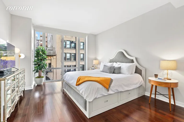New York City Real Estate | View 130 West 19th Street, 8B | room 6 | View 7