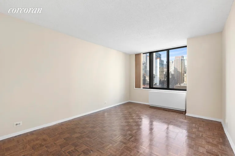 New York City Real Estate | View 445 Fifth Avenue, 19A | room 7 | View 8