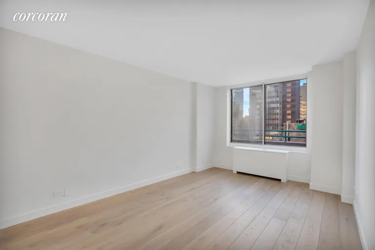 New York City Real Estate | View 145 East 48th Street, 25D | room 10 | View 11