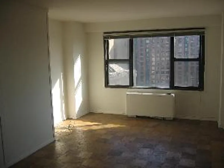 New York City Real Estate | View 85 Livingston Street, 17D | room 1 | View 2