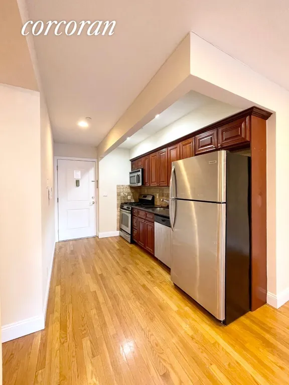 New York City Real Estate | View 23-25 31st Avenue, 1A | room 5 | View 6