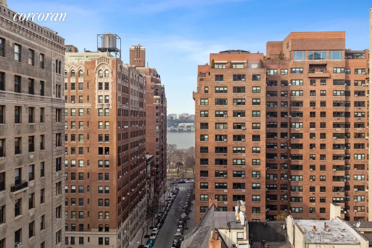 New York City Real Estate | View 253 West 73rd Street, 10D | room 4 | View 5