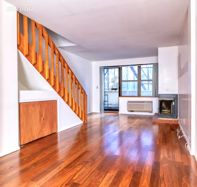 New York City Real Estate | View 230 East 52nd Street, PHE | 1 Bed, 1 Bath | View 1