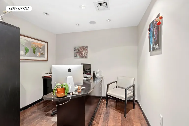 New York City Real Estate | View 140 West 58th Street, A | Other Listing Photo | View 3