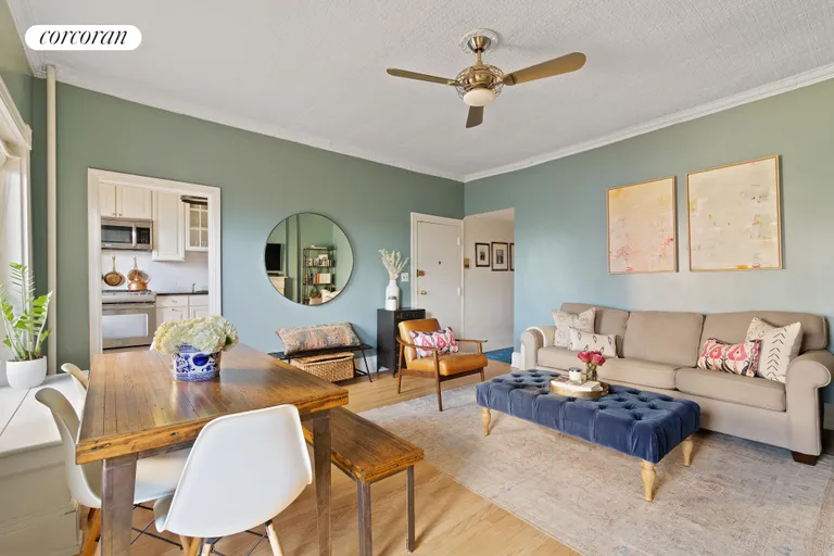 New York City Real Estate | View 162 Columbia Heights, 4 | Living Room | View 2