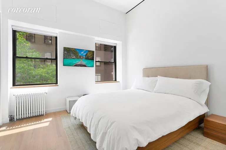 New York City Real Estate | View 7 GRAMERCY PARK WEST, 2C | Bedroom | View 7