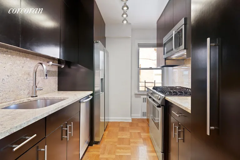 New York City Real Estate | View 135 Willow Street, 201 | room 1 | View 2