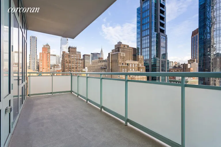 New York City Real Estate | View 325 Fifth Avenue, 25D | Huge private balcony w/ views | View 8