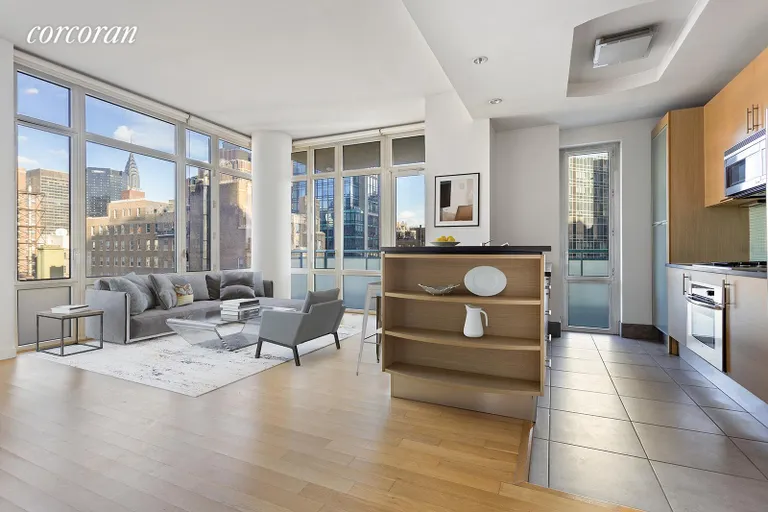 New York City Real Estate | View 325 Fifth Avenue, 25D | Spacious layout w/ open kitchen | View 3