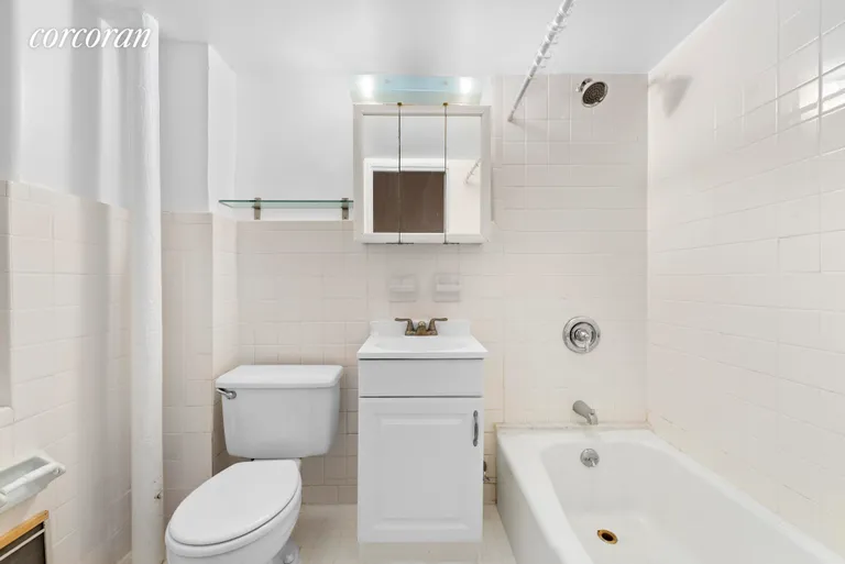 New York City Real Estate | View 140 West 69th Street, 111A | Bathroom | View 2