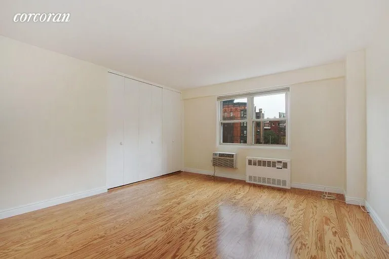 New York City Real Estate | View 3 Sheridan Square, 4C | room 7 | View 8