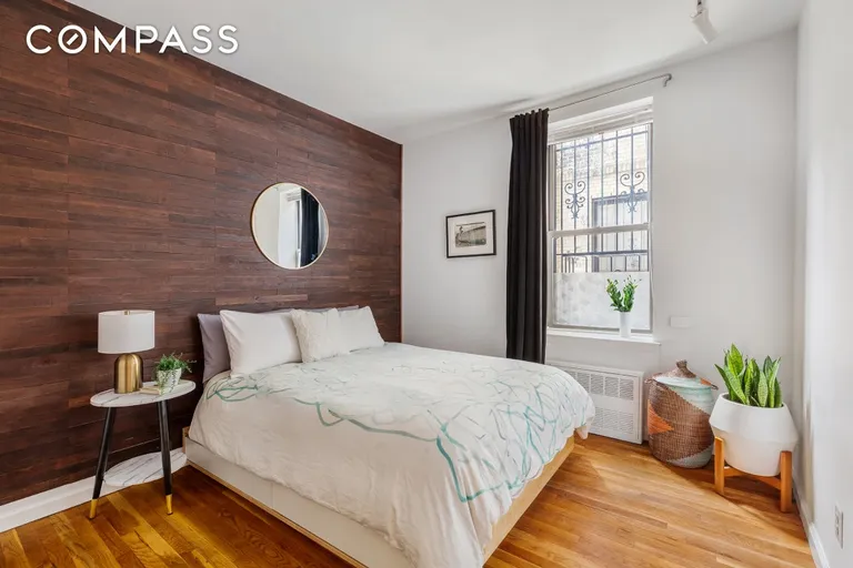 New York City Real Estate | View 315 Saint Johns Place, 1F | room 5 | View 6
