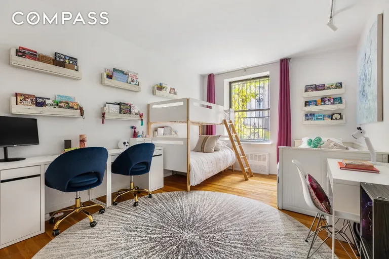 New York City Real Estate | View 315 Saint Johns Place, 1F | room 6 | View 7