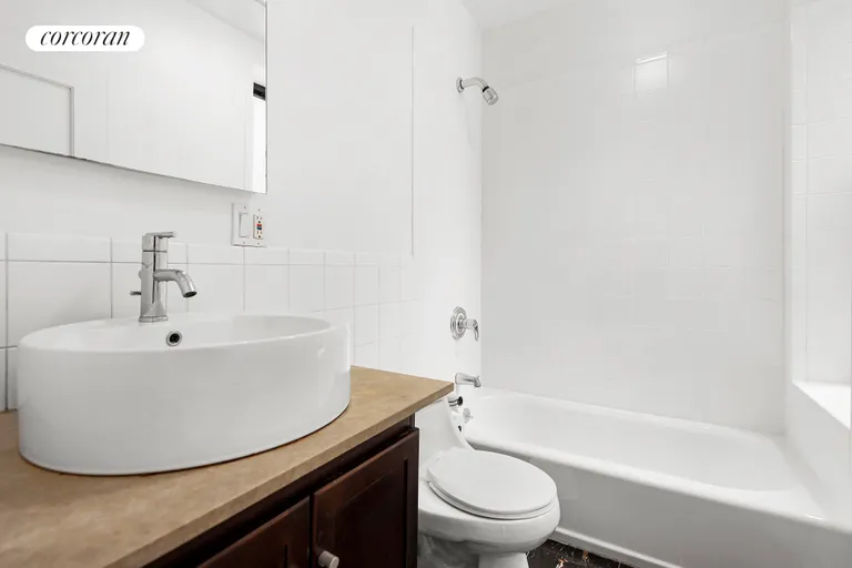 New York City Real Estate | View 1520 Bedford Avenue, 1A | Bathroom | View 4