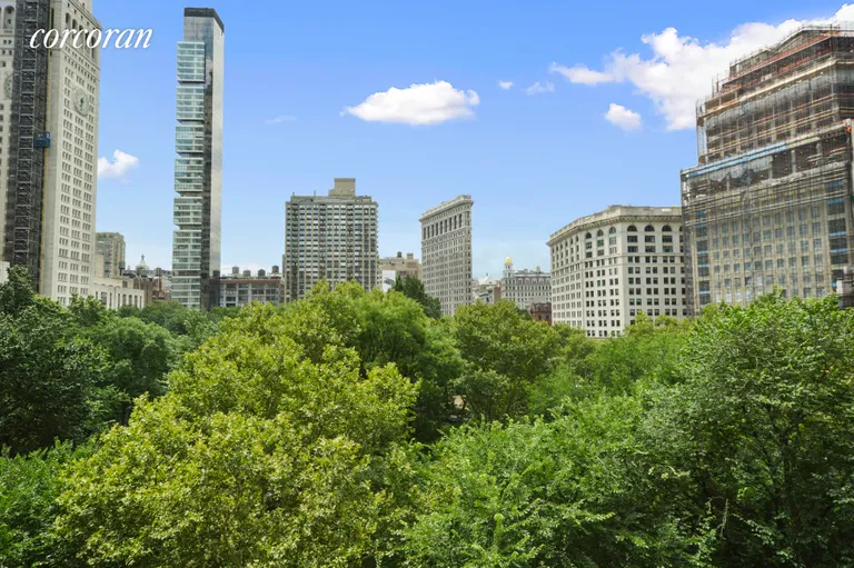 New York City Real Estate | View 225 Fifth Avenue, 6M | 2 Beds, 2 Baths | View 1