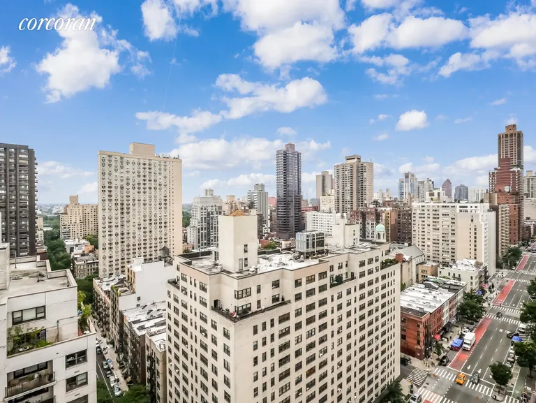 New York City Real Estate | View 389 East 89th Street, 21B | room 14 | View 15