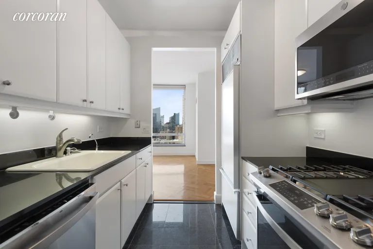 New York City Real Estate | View 150 Columbus Avenue, 21C | room 4 | View 5