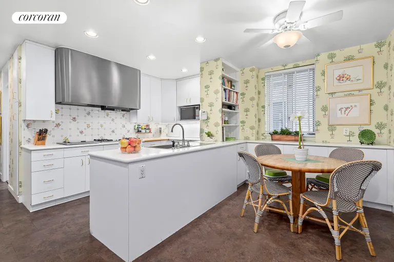 New York City Real Estate | View 1130 Park Avenue, 12-2 | Large Eat-in Kitchen | View 8