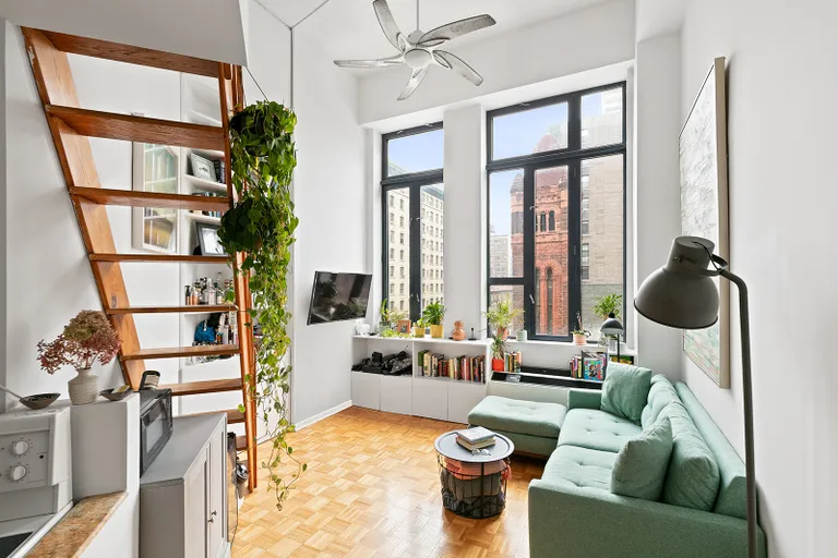 New York City Real Estate | View 176 WEST 86TH STREET, 6E | 1 Bed, 1 Bath | View 1