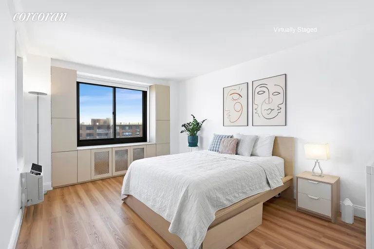 New York City Real Estate | View 185 Hall Street, 1718 | room 3 | View 4