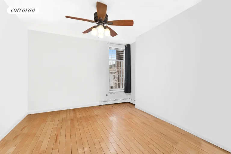 New York City Real Estate | View 204 Hull Street, D | room 15 | View 16