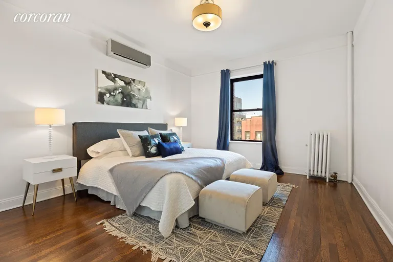 New York City Real Estate | View 255 Eastern Parkway, D6 | Big master | View 3