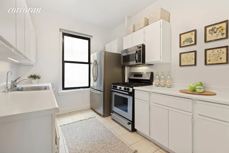 New York City Real Estate | View 255 Eastern Parkway, D6 | Big and windowed | View 7