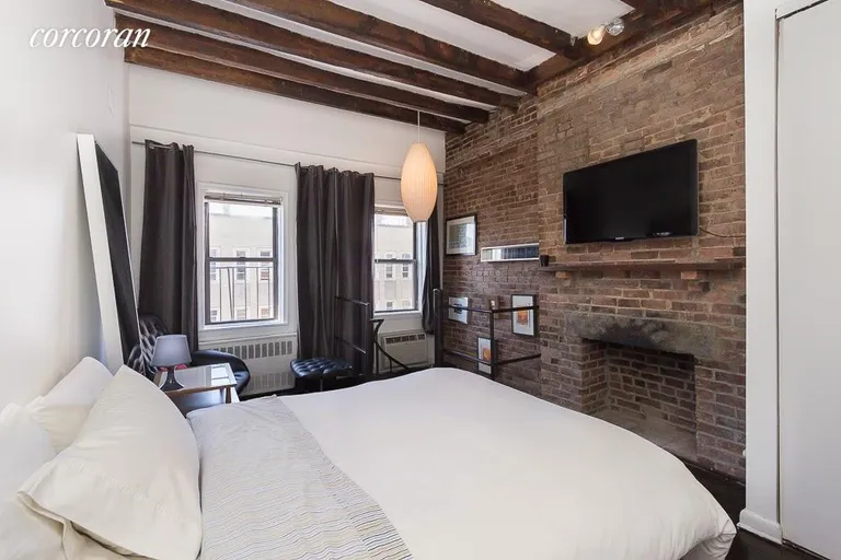New York City Real Estate | View 323 East 21st Street, 4B | room 4 | View 5