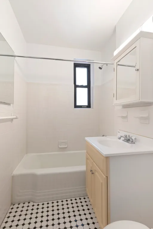 New York City Real Estate | View 9040 Ft Hamilton Parkway, 5E | Bathroom | View 8