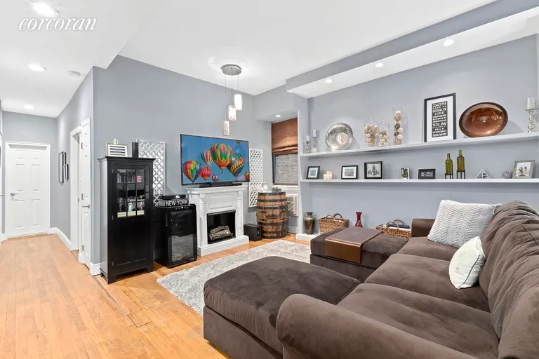 New York City Real Estate | View 288 West 92Nd Street, 4A | room 4 | View 5