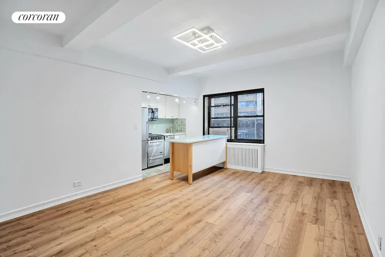 New York City Real Estate | View 12 West 72Nd Street, 2D | Living Room | View 5