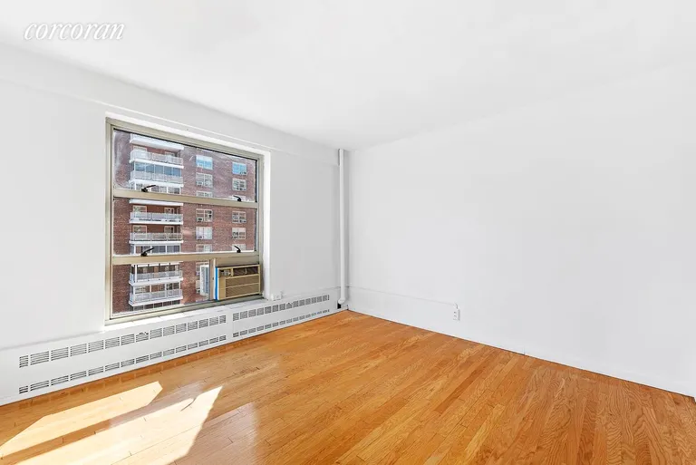 New York City Real Estate | View 100 La Salle Street, 15C | room 7 | View 8