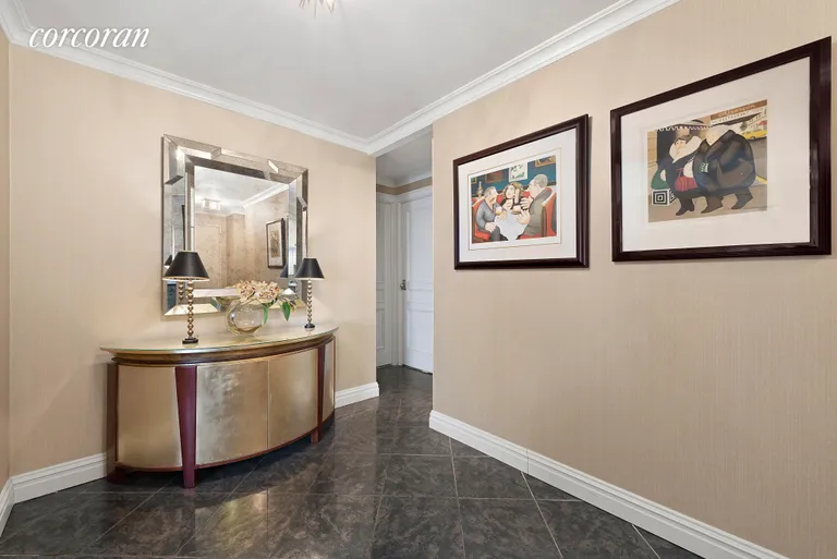 New York City Real Estate | View 111 East 85th Street, 26A | room 10 | View 11