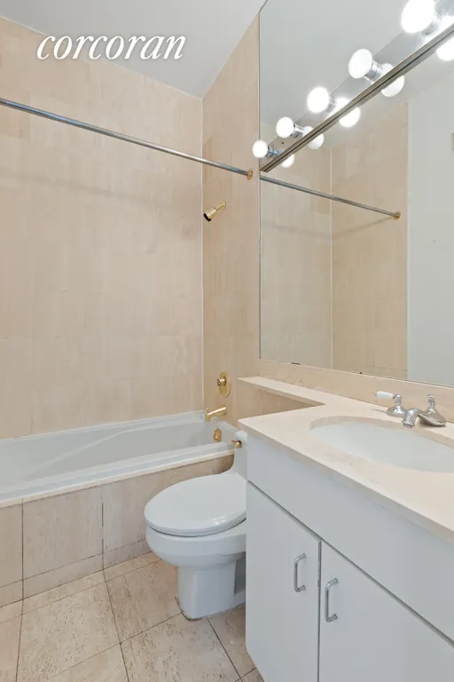 New York City Real Estate | View 250 West 89th Street, 15A | room 5 | View 6