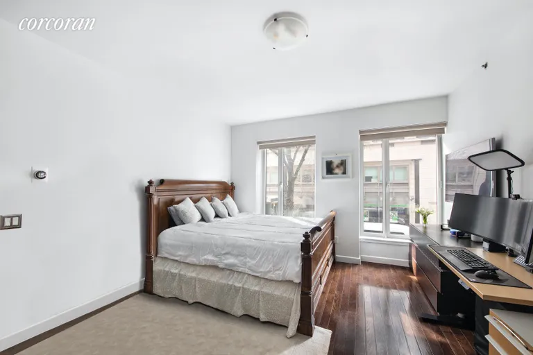New York City Real Estate | View 303 East 77th Street, 2B | room 2 | View 3