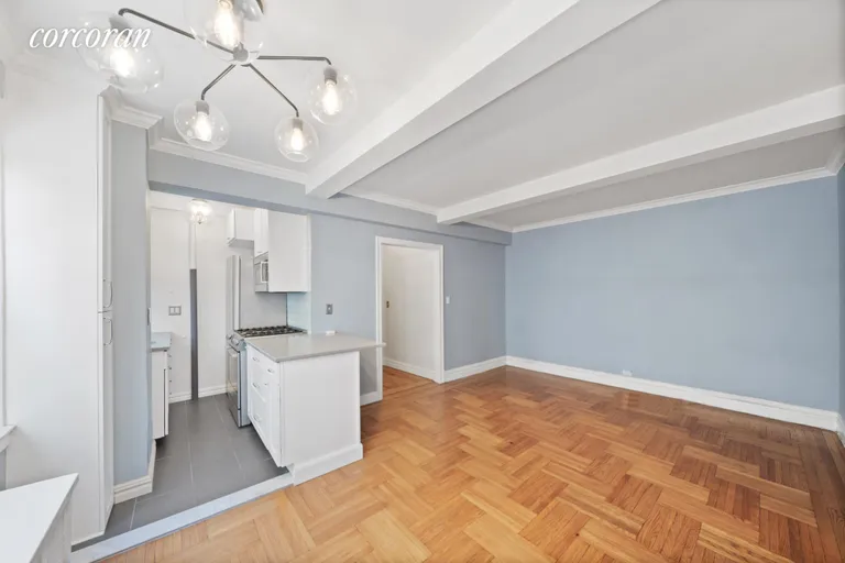 New York City Real Estate | View 24 MONROE PLACE, 1B | room 11 | View 12