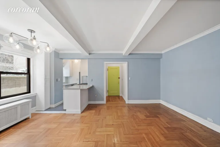 New York City Real Estate | View 24 MONROE PLACE, 1B | room 4 | View 5