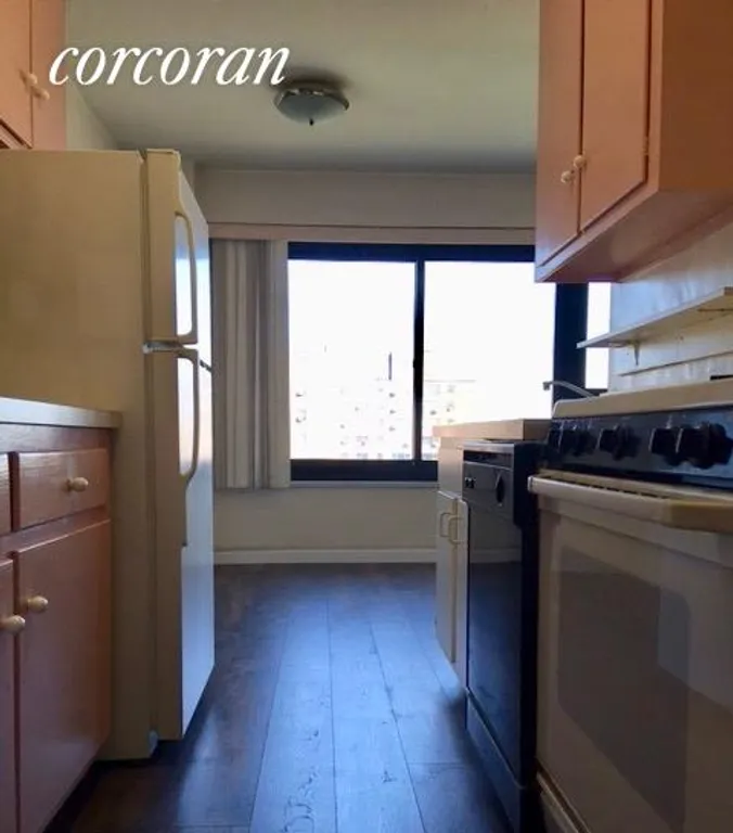 New York City Real Estate | View 33-68 21st Street, 12D | room 3 | View 4