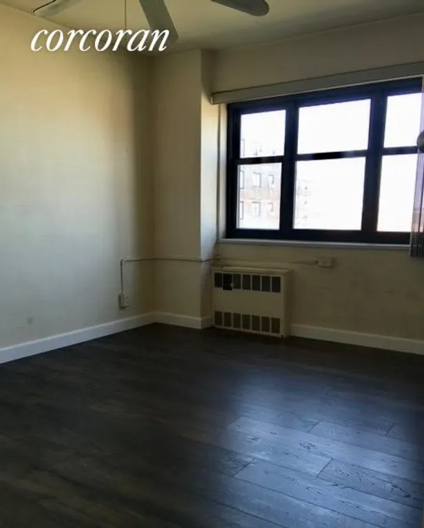 New York City Real Estate | View 33-68 21st Street, 12D | room 9 | View 10
