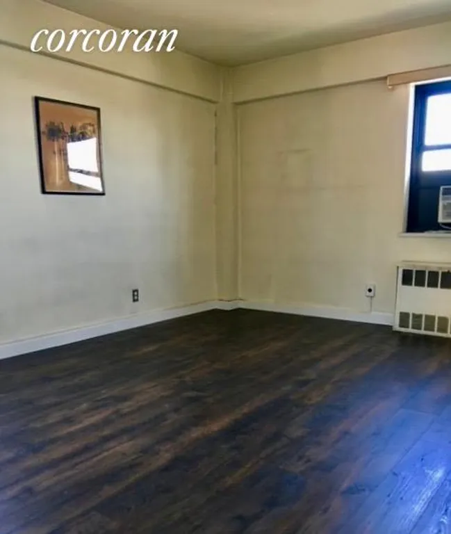 New York City Real Estate | View 33-68 21st Street, 12D | room 10 | View 11