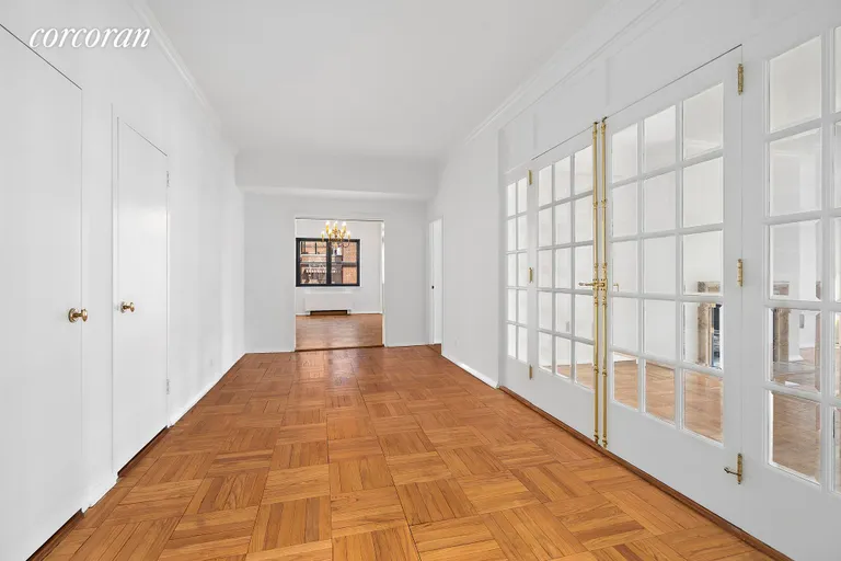 New York City Real Estate | View 20 Sutton Place South, 19B | Entry Foyer | View 10