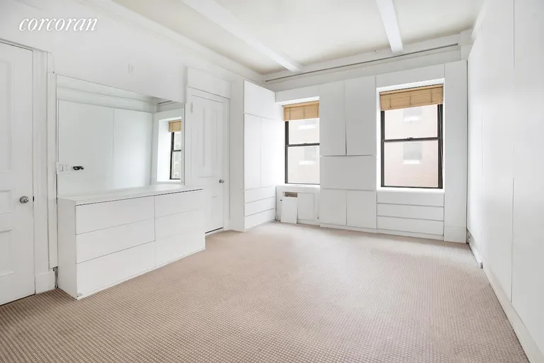 New York City Real Estate | View 829 Park Avenue, 4A | Bedroom | View 8