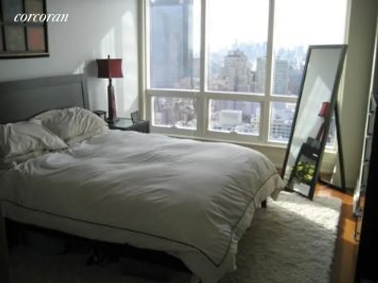 New York City Real Estate | View 350 West 42Nd Street, 47F | room 2 | View 3