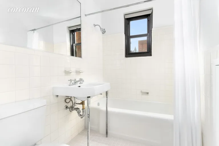New York City Real Estate | View 11 Riverside Drive, 15FE | room 6 | View 7