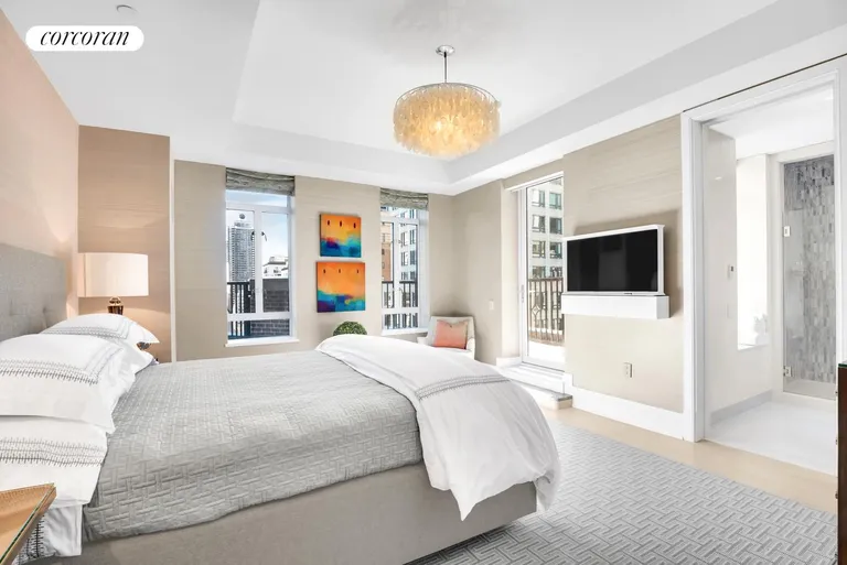New York City Real Estate | View 21 East 61st Street, 16A | room 7 | View 8
