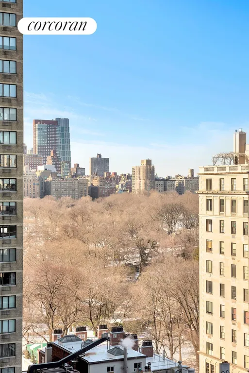 New York City Real Estate | View 21 East 61st Street, 16A | room 8 | View 9