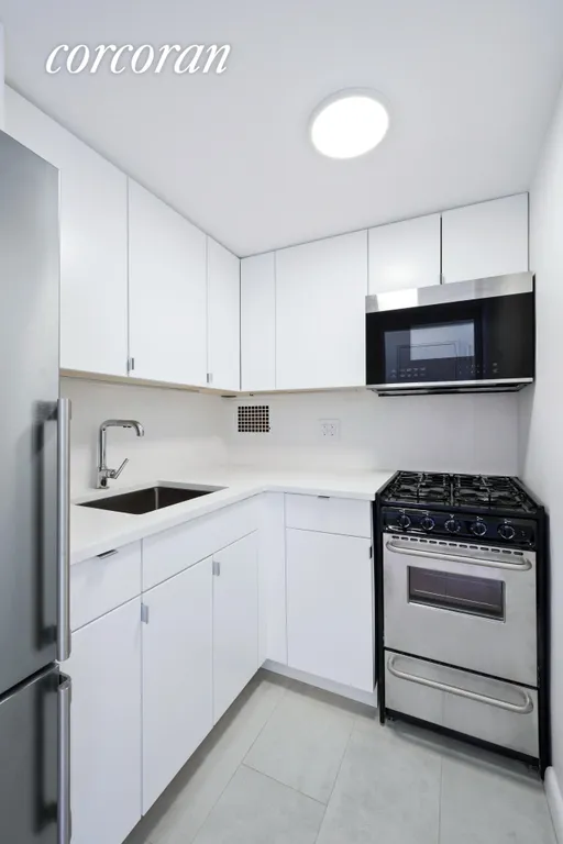 New York City Real Estate | View 175 West 12th Street, 17K | room 4 | View 5